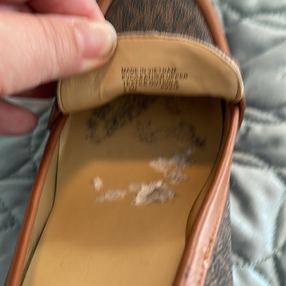 Michael Kors monogrammed heeled shoes, size 8 1/2 - Picture 6 of 9